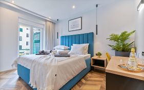 West Coast Deluxe Rooms